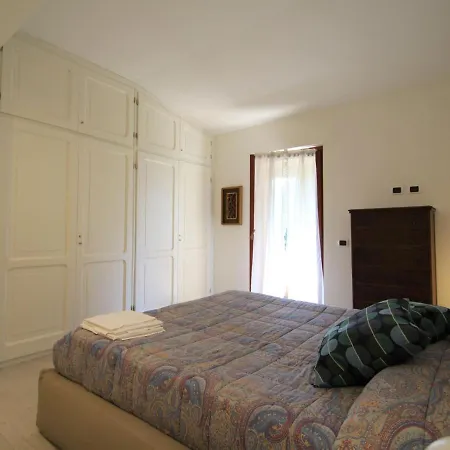 Alpina By Interhome Porto Valtravaglia