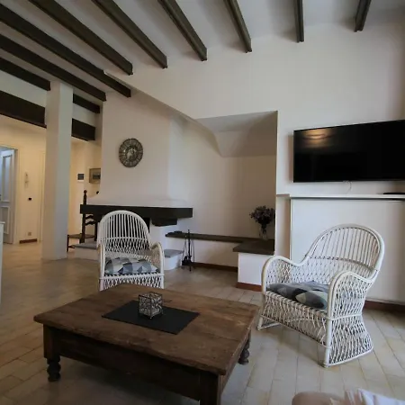 Alpina By Interhome Ferienhaus Porto Valtravaglia