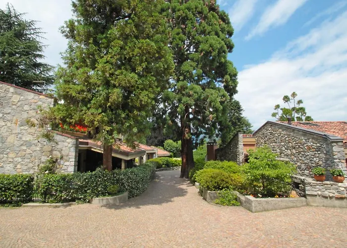 펜션 Alpina By Interhome *